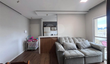 Apartamento à venda com 2 quartos, sendo 1 suíte,  em Aparecidinha, Sorocaba, SP