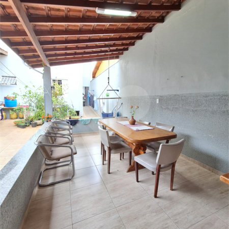 Casa à venda com 4 quartos, sendo 1 suíte,  em João Xxiii, Vinhedo, SP