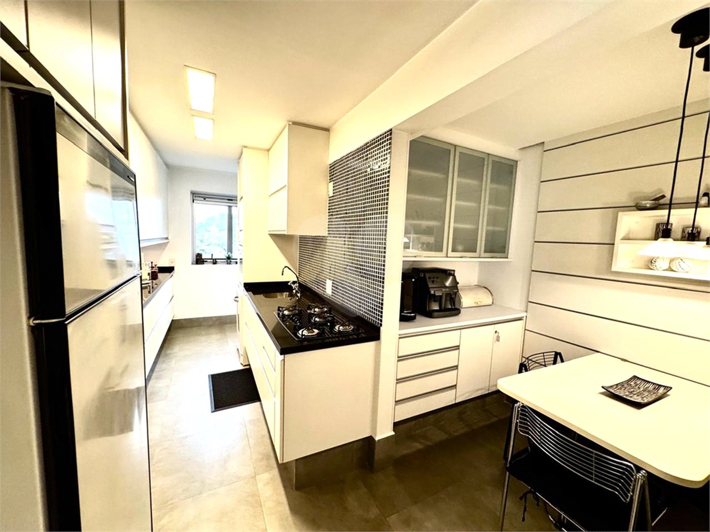 Apartamento à venda com 2 suítes em Parque do Morumbi, São Paulo, SP