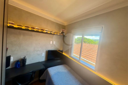 Sobrado à venda com 3 quartos, sendo 1 suíte, em Parque São Domingos, São Paulo, SP