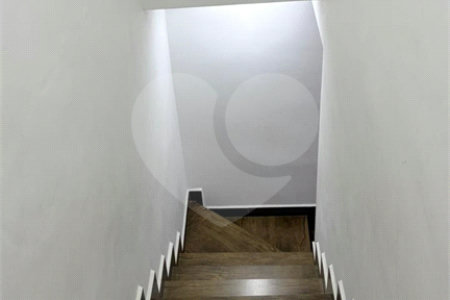 Casa à venda com 3 quartos, sendo 1 suíte, no condomínio Residencial Américo de Figueiredo, Sorocaba - SP