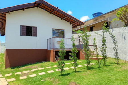 Casa Térrea à venda com 3 quartos em Guaxinduva, Atibaia, SP
