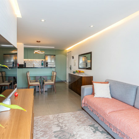 Apartamento à venda com 3 quartos, sendo 2 suítes, em Santo Amaro, São Paulo, SP