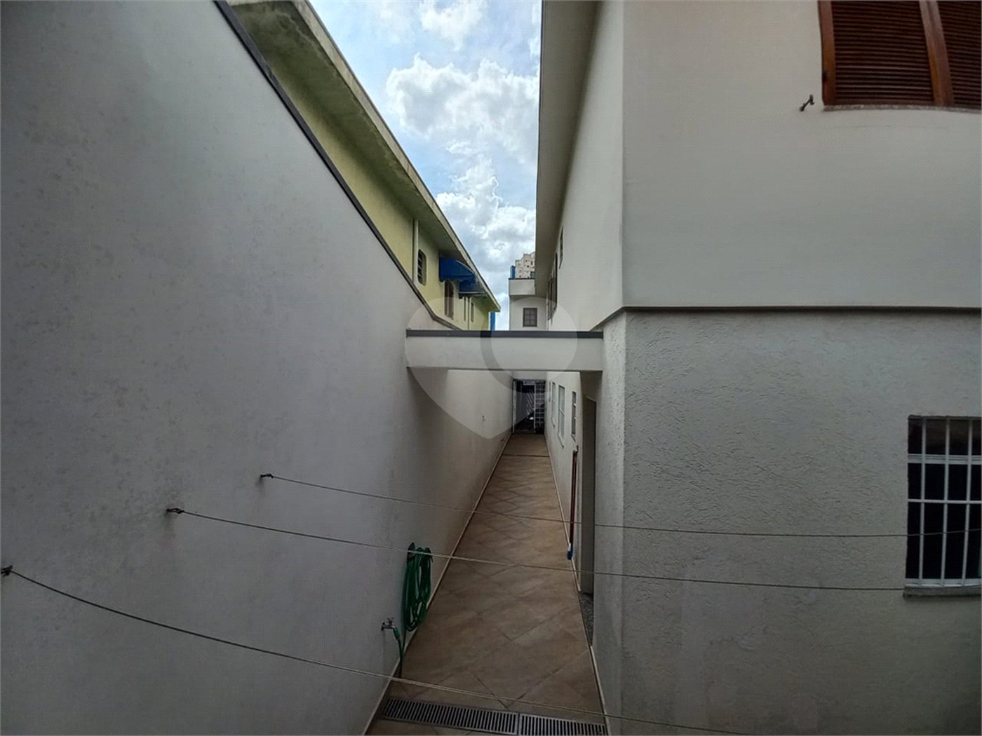 Sobrado à venda com 3 quartos, sendo 1 suíte, em Vila Lúcia, São Paulo, SP
