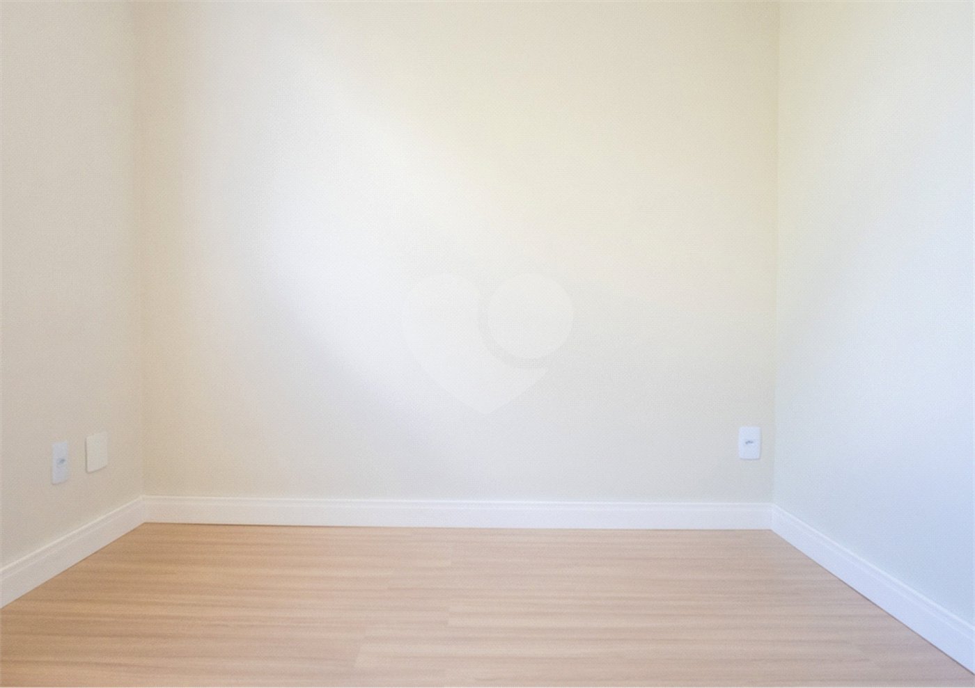 Apartamento à venda com 2 quartos em Coxipó, Cuiabá, MT