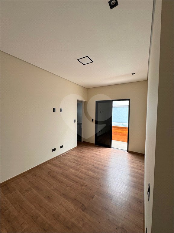 Casa à venda com 3 quartos, sendo 1 suíte, no condomínio Residencial Villagio Wanel, Sorocaba - SP