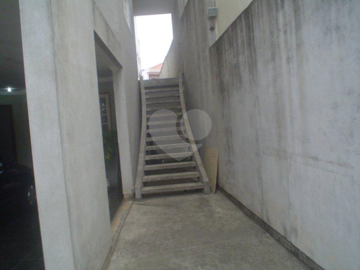 Sobrado à venda com 3 suítes em Tremembé, São Paulo, SP