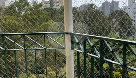 Apartamento à venda com 3 quartos, sendo 1 suíte, em Vila Suzana, São Paulo, SP