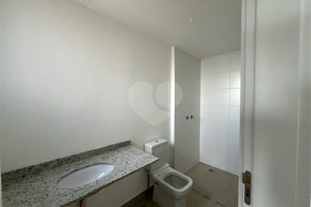 Apartamento à venda com 3 quartos, sendo 1 suíte,  em Além Ponte, Sorocaba, SP