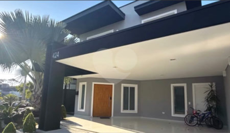 Casa à venda com 4 suítes no condomínio Altos da Serra Vi, São José dos Campos - SP