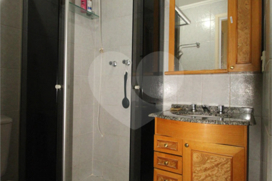 Apartamento à venda ou para alugar com 2 quartos, sendo 1 suíte,  em Parada Inglesa, São Paulo, SP