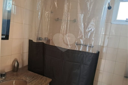 Apartamento à venda com 2 quartos em Moema, São Paulo, SP
