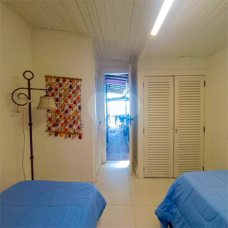 Casa à venda com 5 quartos, sendo 4 suítes, em Manguinhos, Armação dos Búzios, RJ