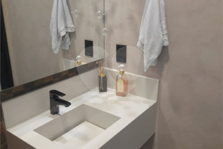 Casa à venda com 3 suítes no condomínio Reserva Real, Paulínia - SP