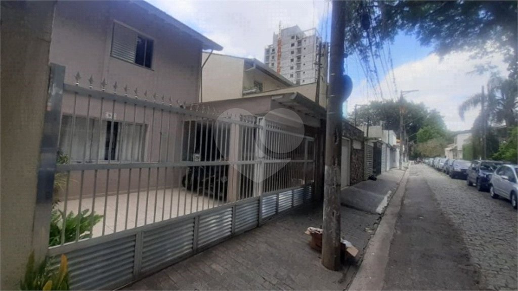Sobrado à venda com 3 quartos, sendo 1 suíte, em Jardim Trussardi, São Paulo, SP