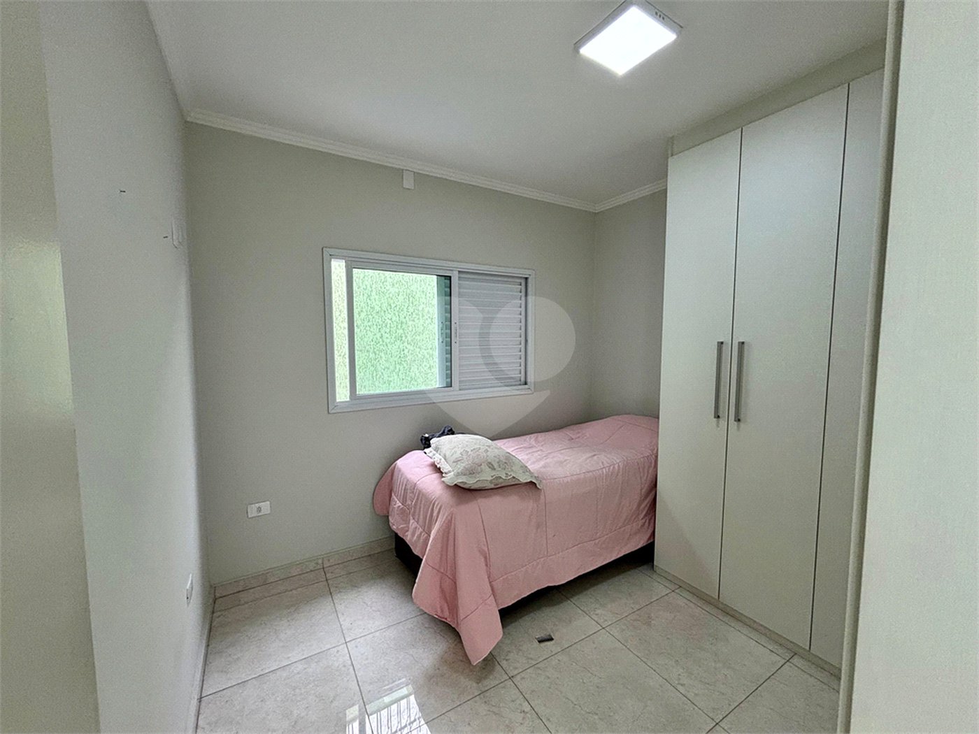 Casa à venda ou para alugar com 6 quartos, sendo 1 suíte, em Residencial/Comercial, Guarulhos, SP