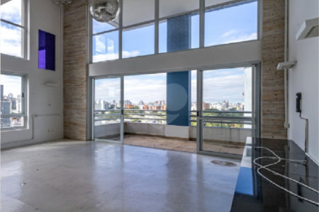Duplex à venda ou para alugar com 1 suíte em Vila Madalena, São Paulo, SP
