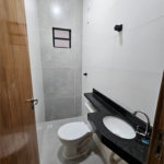 Casa à venda com 3 quartos, sendo 1 suíte, em Maracanã, Praia Grande, SP