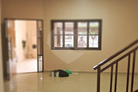 Sobrado à venda com 3 quartos, sendo 1 suíte, em Jardim Colonial, Indaiatuba, SP
