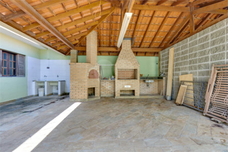 Casa à venda ou para alugar com 4 suítes em Alto da Boa Vista, São Paulo, SP