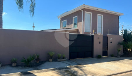 Casa à venda com 2 quartos, sendo 1 suíte,  em Estância Conceição, Itapetininga, SP