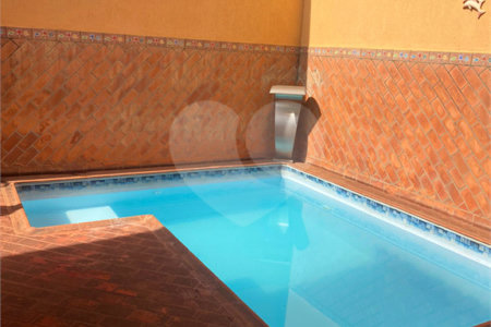 Casa à venda com 4 quartos, sendo 1 suíte, no condomínio Copacabana., Ribeirão Preto - SP