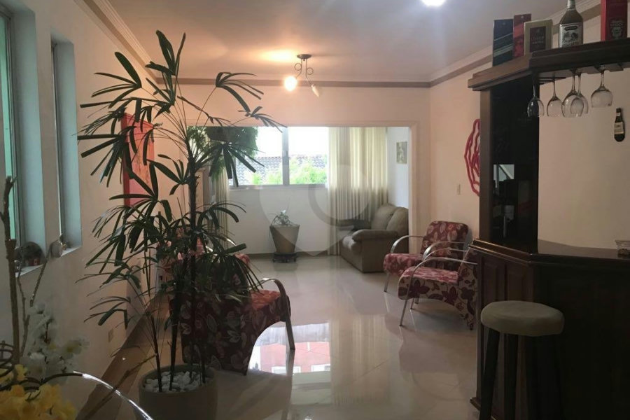 Sobrado à venda com 3 suítes em Santana, São Paulo, SP