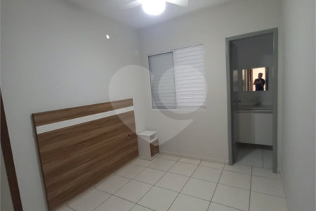Casa à venda com 3 quartos, sendo 1 suíte, no condomínio Terra Nova, Várzea Grande - MT