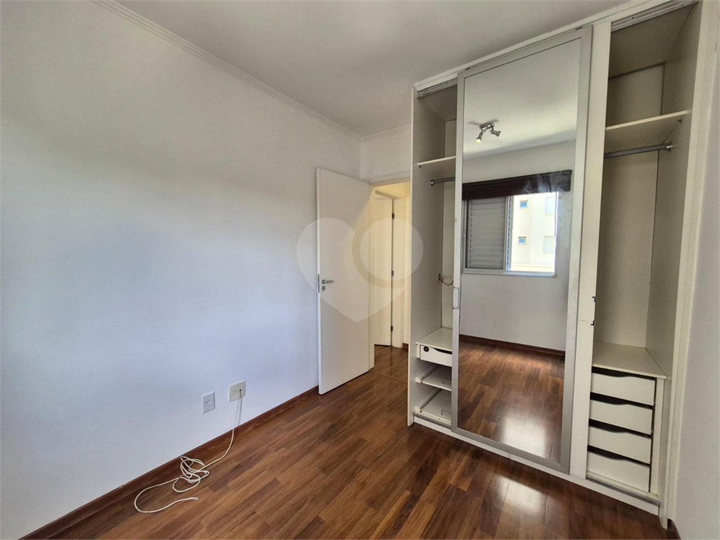 Apartamento à venda com 2 quartos em Vila Anastácio, São Paulo, SP