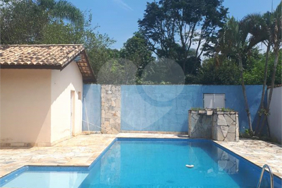 Chácara à venda com 4 quartos, sendo 2 suítes, em Serra da Cantareira, Mairiporã, SP