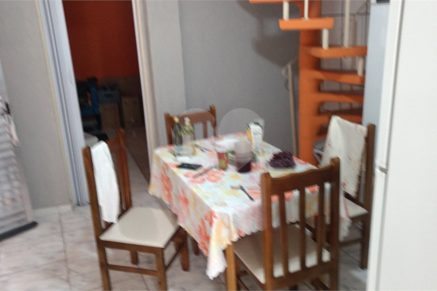 Sobrado à venda com 3 quartos, sendo 1 suíte, em Parada Inglesa, São Paulo, SP