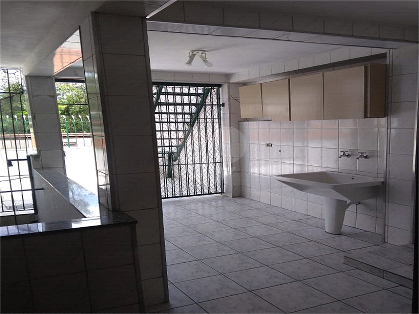 Casa à venda com 2 quartos em Jardim das Esmeraldas, São Paulo, SP