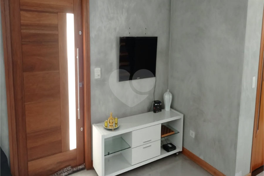 Sobrado à venda com 3 quartos, sendo 2 suítes, em Vila Guilherme, São Paulo, SP