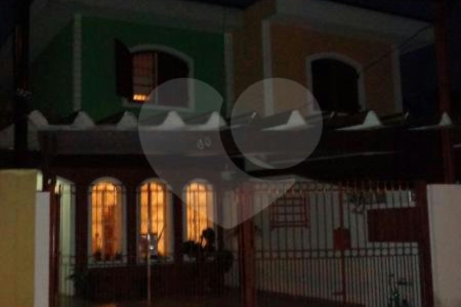 Sobrado à venda com 2 quartos em Horto Florestal, São Paulo, SP