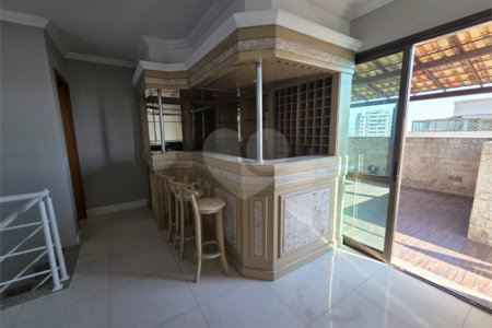 Cobertura à venda ou para alugar com 4 quartos, sendo 1 suíte,  em Tijuca, Rio de Janeiro, RJ