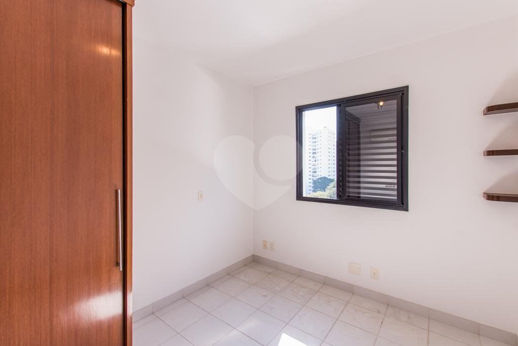 Apartamento à venda com 3 quartos, sendo 2 suítes, em Cidade Monções, São Paulo, SP