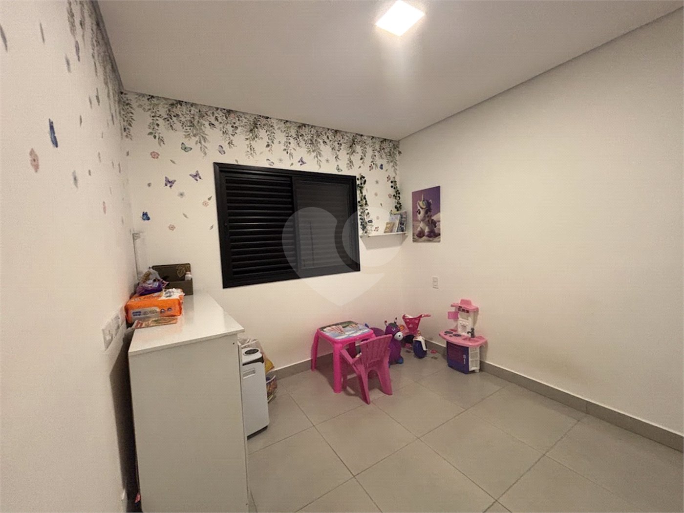 Casa à venda com 3 quartos, sendo 1 suíte, no condomínio Jardim, Sorocaba - SP