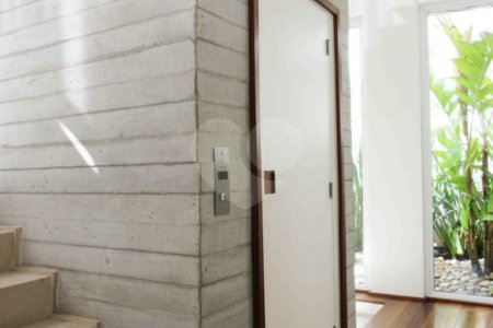Casa à venda com 4 suítes no condomínio Bauhaus, São Paulo - SP
