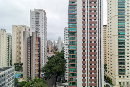 Apartamento à venda com 4 suítes em Campo Belo, São Paulo, SP