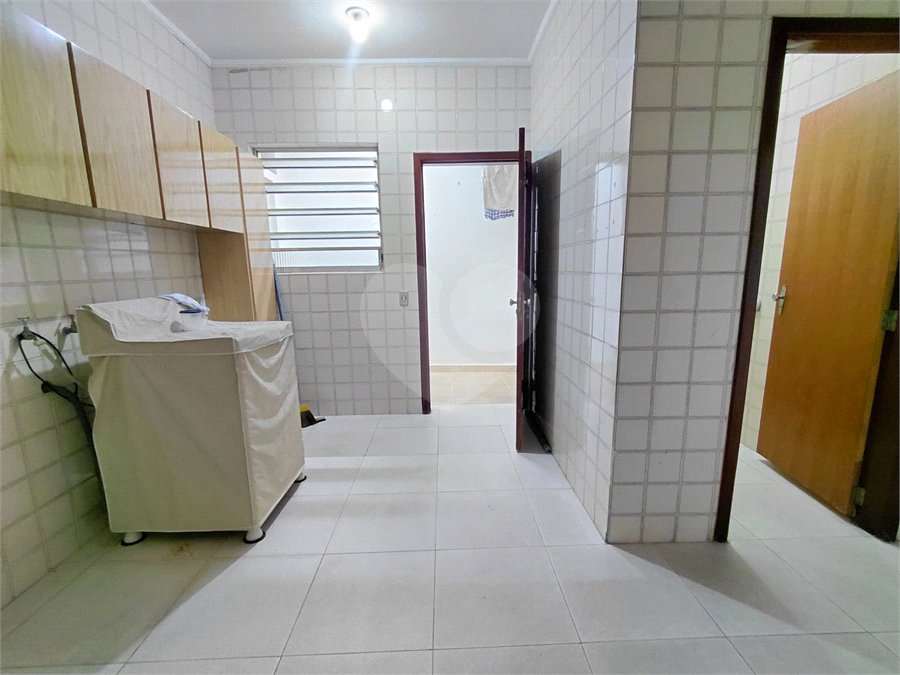 Sobrado à venda com 3 quartos em Vila Romana, São Paulo, SP