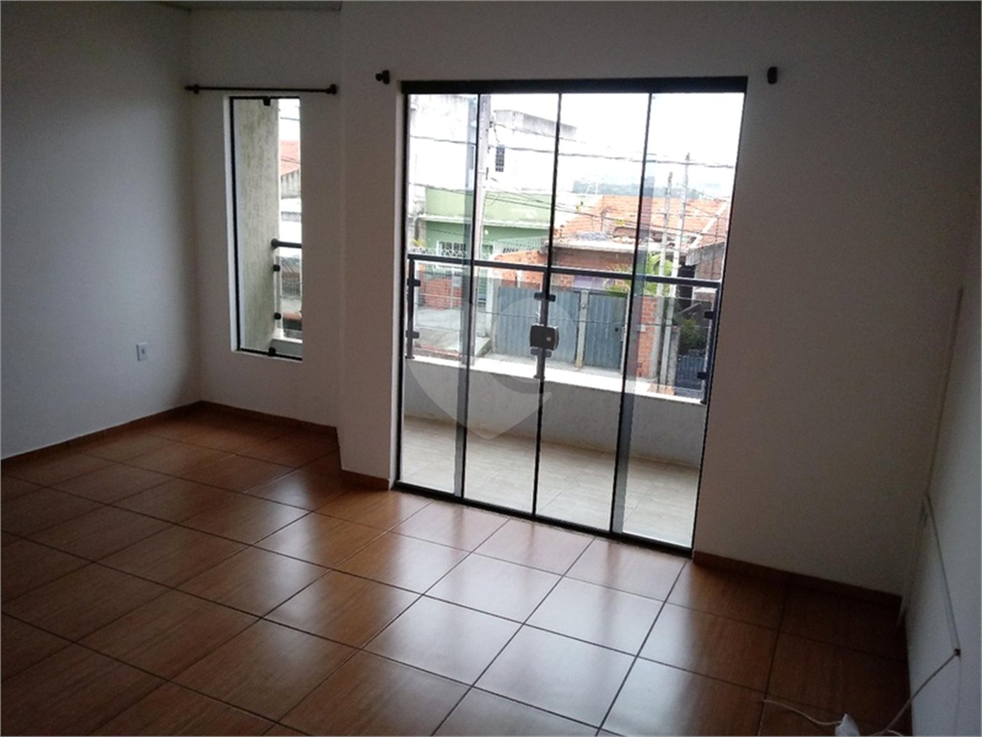 Casa à venda com 3 quartos em Jardim Santa Lúcia, Sorocaba, SP