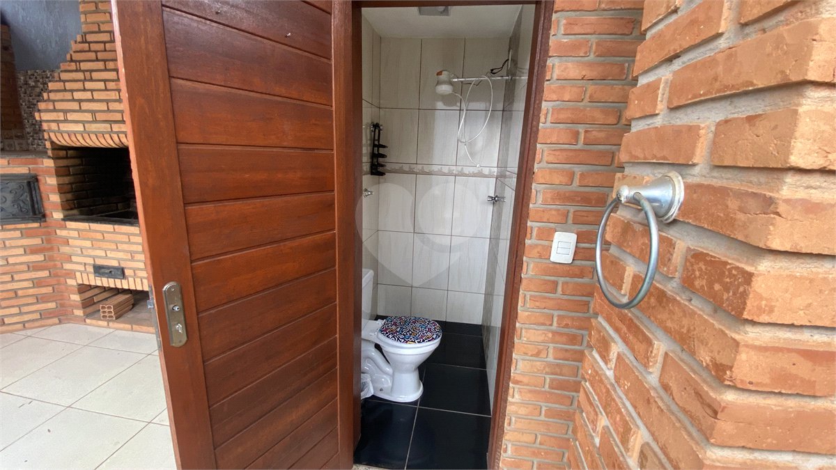 Casa para alugar com 2 quartos, sendo 1 suíte,  em Vila Carolina, Itapetininga, SP