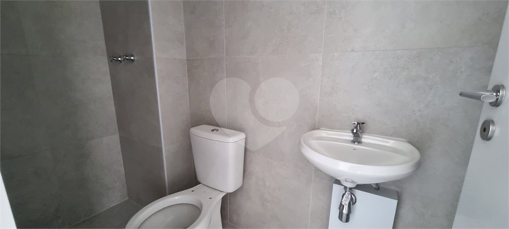 Apartamento à venda com 3 suítes em Moema, São Paulo, SP