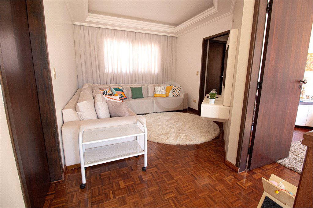 Casa à venda com 1 quarto, sendo 3 suítes, em Esplanada Mendes Moraes, São Roque, SP