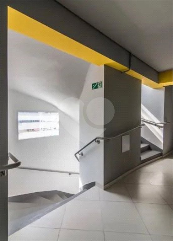 Apartamento à venda com 36m² - Centro