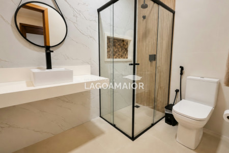 Casa à venda com 4 quartos, sendo 4 suítes, no condomínio Residencial Villa Dumont, Três Lagoas - MS