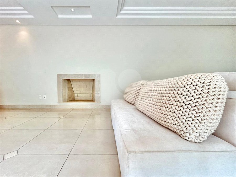 Casa à venda com 4 suítes no condomínio Quinta das Laranjeiras, Jundiaí - SP