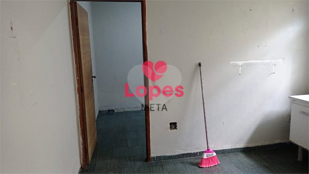 Casa à venda com 4 quartos, sendo 1 suíte, em Jardim Satélite, São José dos Campos, SP