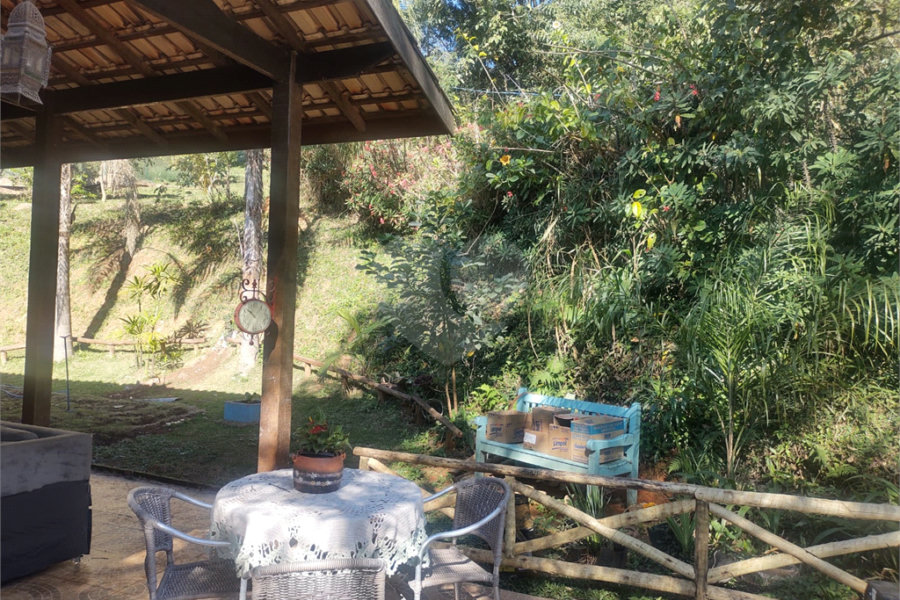 Casa à venda ou para alugar com 3 suítes em Juqueri Mirim, Mairiporã, SP