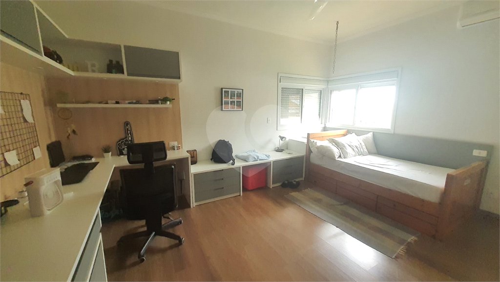 Casa no condomínio Damha II á venda!